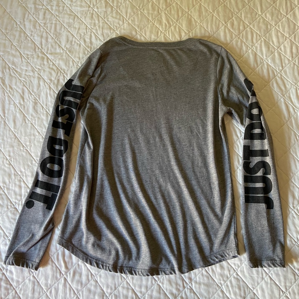 Nike - Picture 4 of 11